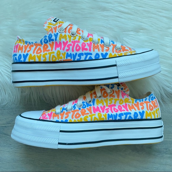 NWT Converse Chuck Taylor All Star Women’s Shoes - Picture 7 of 9